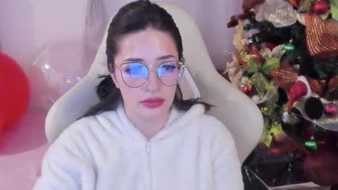 Snapshot of ana_ruuh chatting on December 20, 2024, 1:14 am Im anna but you can call me as you want online show from December 20, 2024, 1:14 am