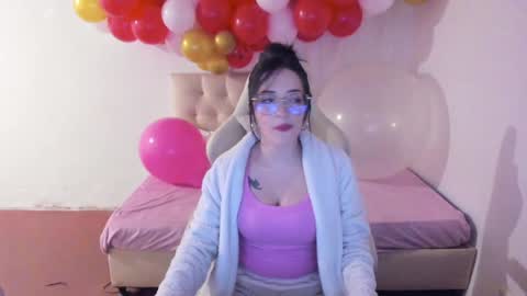 Snapshot of ana_ruuh chatting on February 2, 2025, 11:11 pm Im anna but you can call me as you want online show from February 2, 2025, 11:11 pm