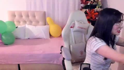 Snapshot of ana_ruuh chatting on November 20, 2025, 10:20 pm Im anna but you can call me as you want online show from November 20, 2025, 10:20 pm