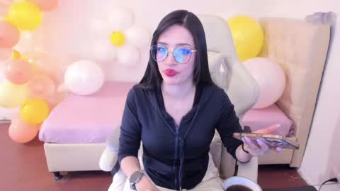 Im anna but you can call me as you want online show from May 18, 2026, 9:42 pm