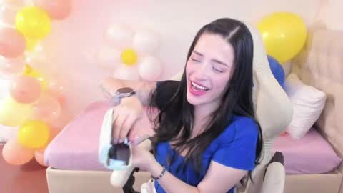 Im anna but you can call me as you want online show from May 30, 2026, 11:35 pm