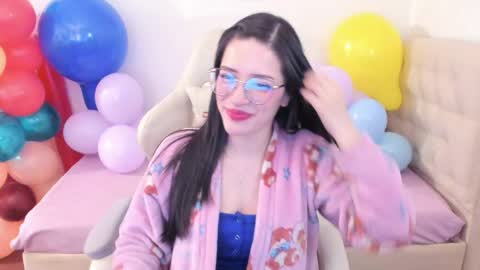 Im anna but you can call me as you want online show from June 5, 2026, 11:21 pm