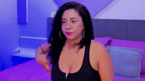 Ana My schedule 0400 - 1600 GMT -5 online show from September 27, 2025, 10:20 am