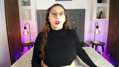 Ana Moon  online show from July 14, 2026, 5:01 am