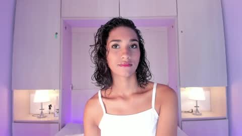 Snapshot of anaacollins_ chatting on May 12, 2026, 12:35 pm anaacollins_ online show from May 12, 2026, 12:35 pm