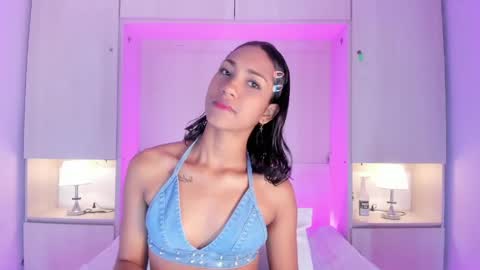 Snapshot of anaacollins_ chatting on June 7, 2026, 11:36 am anaacollins_ online show from June 7, 2026, 11:36 am