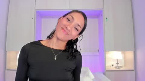 anaacollins_ online show from June 27, 2026, 12:22 pm