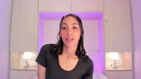 anaacollins_ online show from July 10, 2026, 12:08 pm