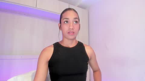 anaacollins_ online show from July 26, 2026, 12:45 pm