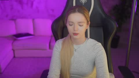 Anabel Kira Zlata Kira Elice Lana Dominika Sofy Kaila Bridget online show from December 1, 2025, 8:52 am