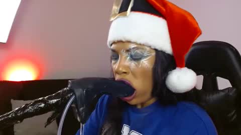 Snapshot of anabel693 chatting on December 5, 2024, 7:38 am anabel alice gandara online show from December 5, 2024, 7:38 am