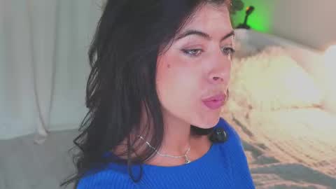 Snapshot of anabelcurvy chatting on September 24, 2025, 1:25 pm anabelcurvy online show from September 24, 2025, 1:25 pm