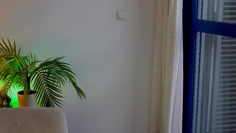 Snapshot of anabelcurvy chatting on November 19, 2025, 8:47 am anabelcurvy online show from November 19, 2025, 8:47 am