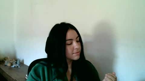 anabelenogueira1 online show from July 5, 2026, 4:25 pm