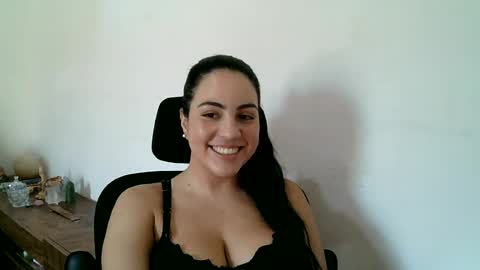 anabelenogueira1 online show from July 28, 2026, 6:20 pm
