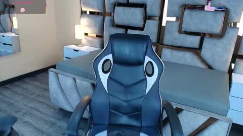 HI I AM ANABELL online show from January 16, 2026, 12:09 pm