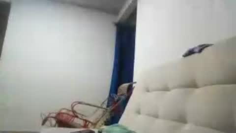 Snapshot of anabella_00 chatting on August 1, 2026, 4:01 am anabella_00 online show from August 1, 2026, 4:01 am