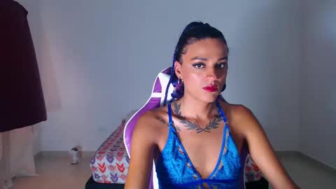 Snapshot of anabellabonariva chatting on December 21, 2024, 3:20 pm Anabella online show from December 21, 2024, 3:20 pm