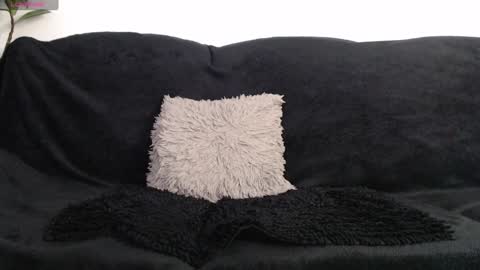 Ana online show from December 7, 2024, 1:18 pm