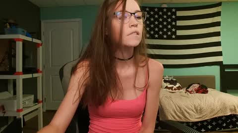 Snapshot of anabelleleigh chatting on January 9, 2026, 3:20 am Anabelleleigh online show from January 9, 2026, 3:20 am