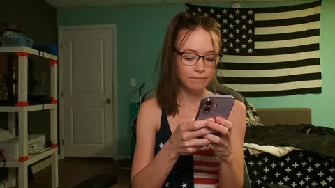 Snapshot of anabelleleigh chatting on March 10, 2026, 2:16 am Anabelleleigh online show from March 10, 2026, 2:16 am