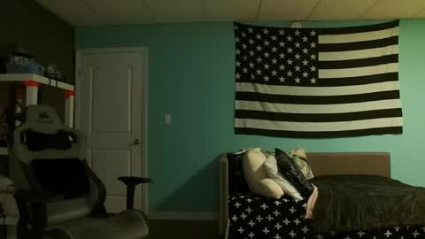 Anabelleleigh online show from April 30, 2026, 1:34 am