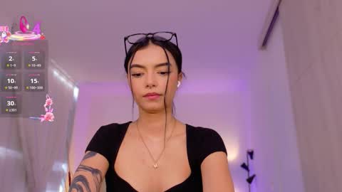 Snapshot of anabelwolf chatting on October 17, 2025, 4:31 pm ANABEL WOLF online show from October 17, 2025, 4:31 pm