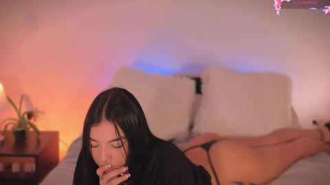 ANABEL WOLF  online show from May 6, 2026, 4:12 pm