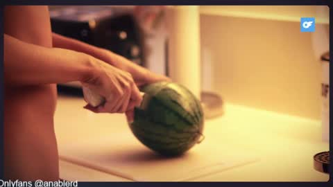 Snapshot of anablerd chatting on February 6, 2025, 10:21 pm Ana -- Check and subscribe online show from February 6, 2025, 10:21 pm