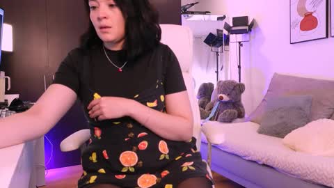 IG Soyanah  online show from November 20, 2025, 4:29 pm