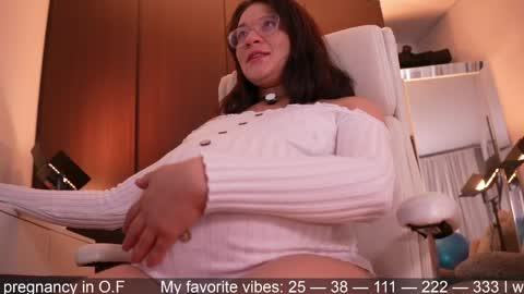 Snapshot of anah_ chatting on May 5, 2026, 10:51 pm IG Soyanah online show from May 5, 2026, 10:51 pm