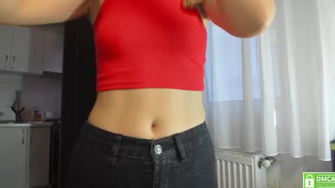 Snapshot of anahi1993 chatting on September 13, 2025, 4:12 am Anahi online show from September 13, 2025, 4:12 am