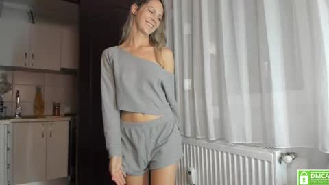 Snapshot of anahi1993 chatting on September 27, 2025, 5:07 pm Anahi online show from September 27, 2025, 5:07 pm