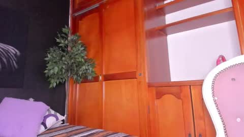 Snapshot of anahi__18 chatting on October 3, 2025, 3:03 am Anahi online show from October 3, 2025, 3:03 am