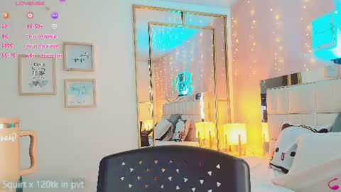 Snapshot of anahi_maite chatting on June 27, 2026, 12:22 pm Anahi online show from June 27, 2026, 12:22 pm