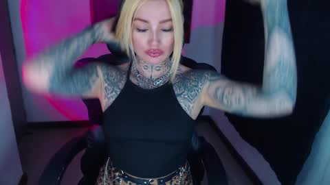  Callme Mistress Ani  online show from January 23, 2025, 9:39 pm