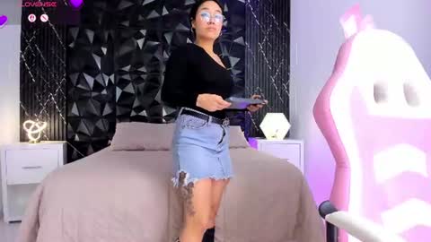Snapshot of anaiaclarck chatting on July 20, 2026, 3:21 am Im Sara online show from July 20, 2026, 3:21 am