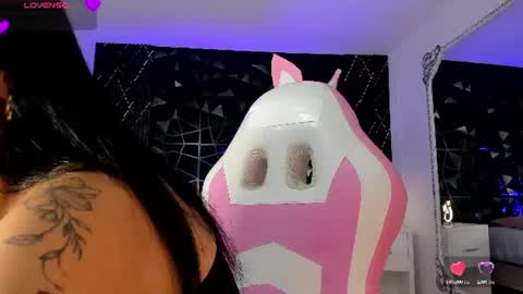 Snapshot of anaiaclarck chatting on August 2, 2026, 3:38 am Im Sara online show from August 2, 2026, 3:38 am