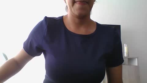 Snapshot of anaju_216 chatting on March 30, 2026, 8:10 pm ANA online show from March 30, 2026, 8:10 pm