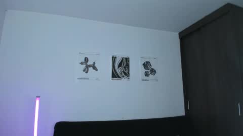      help me to get 100 thumps up  online show from February 11, 2025, 1:51 pm