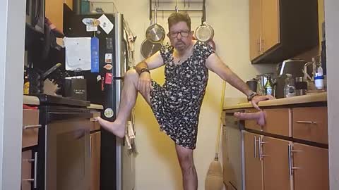 analbation online show from October 3, 2025, 9:17 am