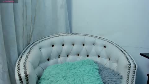 Snapshot of analia18_ chatting on February 21, 2025, 1:33 pm analia18 online show from February 21, 2025, 1:33 pm