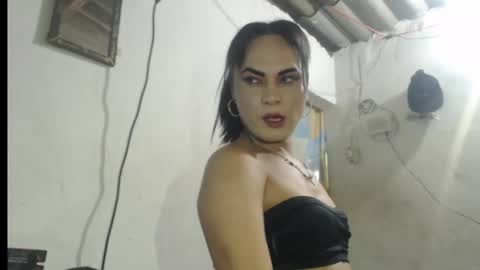 Snapshot of analia_smith chatting on May 16, 2026, 2:05 pm Analia smith online show from May 16, 2026, 2:05 pm