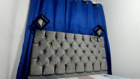 analiss_19 online show from February 6, 2026, 1:58 pm