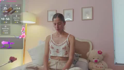 Ana Mara Botero online show from February 15, 2025, 7:50 pm