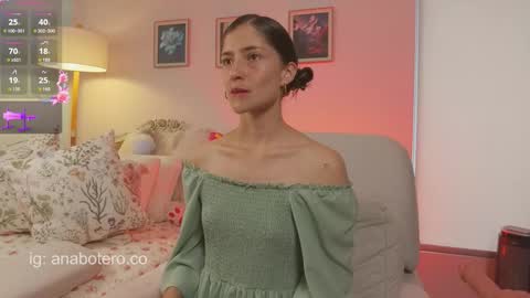 Ana Mara Botero online show from October 27, 2025, 8:46 pm