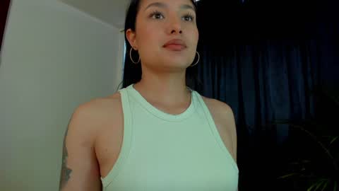 Snapshot of anamarieh chatting on January 22, 2025, 9:43 pm Ann online show from January 22, 2025, 9:43 pm