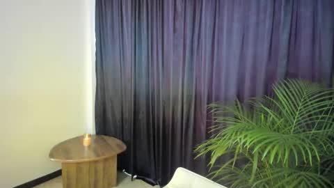 Snapshot of anamarieh chatting on September 23, 2025, 5:38 pm Ann online show from September 23, 2025, 5:38 pm