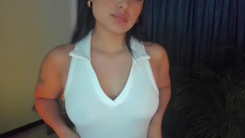 Snapshot of anamarieh chatting on October 17, 2025, 6:32 pm Ann online show from October 17, 2025, 6:32 pm