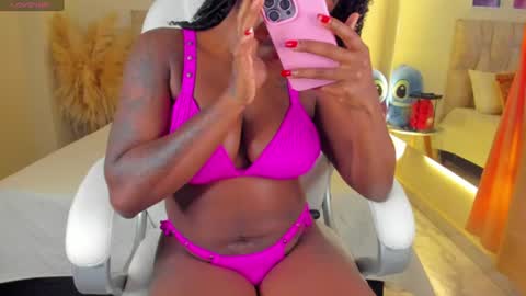 Snapshot of ananya_kay01 chatting on July 19, 2026, 1:26 pm A N A my connection hours are from 600 pm to 12 pm Colombian time online show from July 19, 2026, 1:26 pm